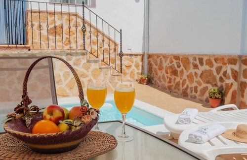 Santa Elena Villa | La Reconquista, Despeñaperros Santa Elena by Ruralidays