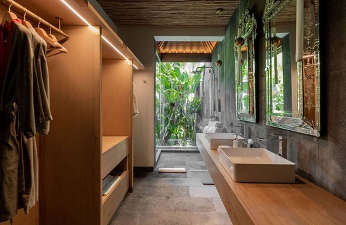 Pererenan Hotel | La Reserve 1785 Canggu Beach - Adults Only