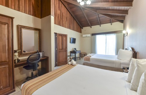 San Antonio de Belén Hotel | La Riviera Hotel B&B