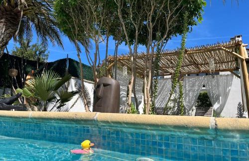 Congenies Casa | La Romantica