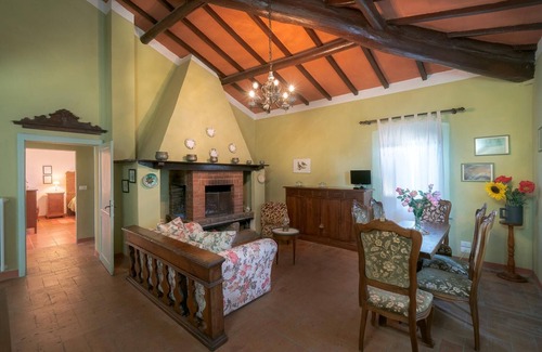 Ferretto Apartamento | LA ROSA CANINA .