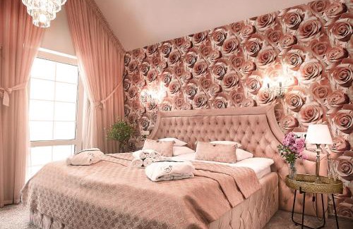 Mikolajki Cama Y Desayuno | La Rose Residence