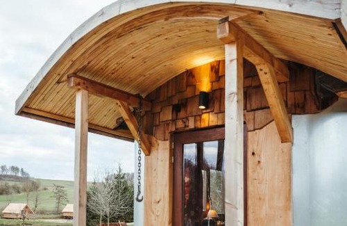 Mettet Otro | La RouLodge du Veilleur - Hôtel Insolite