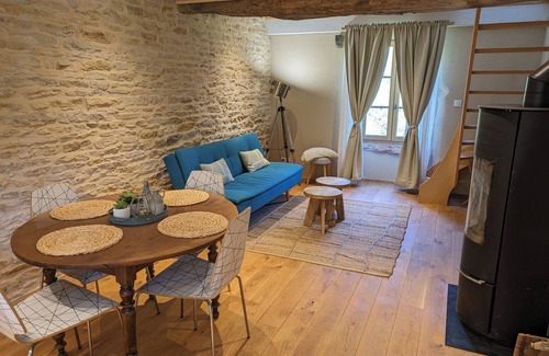 Burnand Cabaña | La Saugeraie - Renovated cottage for 2 in historic village