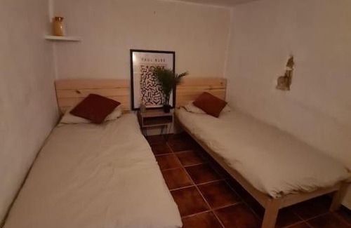 Chinorlet Casa | LA SIERRA CASA - Preciosa villa con enorme jardín, piscina y sala de juegos