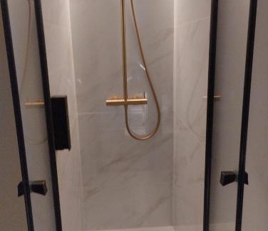 Aviles Apartamento | La silla de San Bernardo