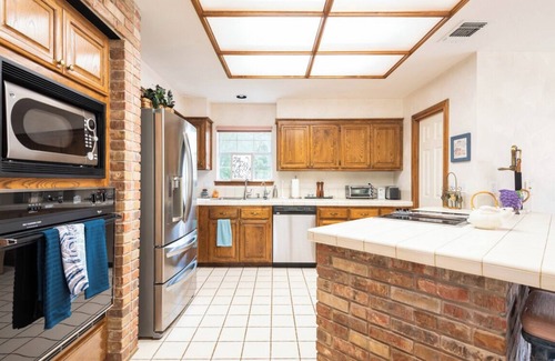 Wetmore Casa | La Sombra - A Birdy Vacation Rental