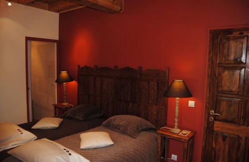 Tendu Cama Y Desayuno | La suite Pivoine-Familiar-Baño privado con bañera-Superior-Vista al Parque
