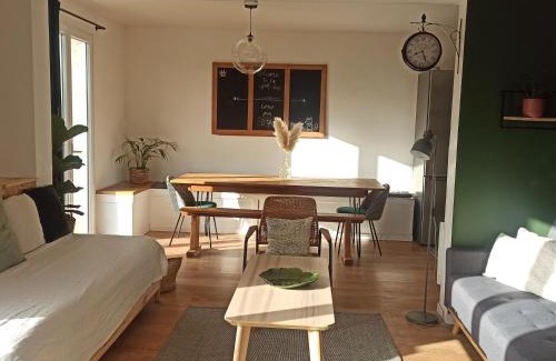 Montevrain Villa | La Tanière aux Loups