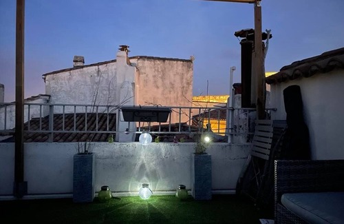 Faubourg Apartamento | La Terrasse des Arènes