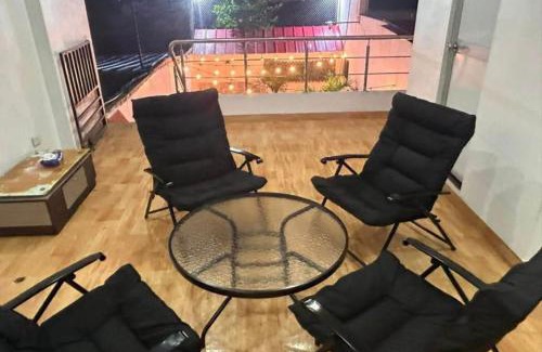 San Juan Bautista Casa | La Terraza de Claudia