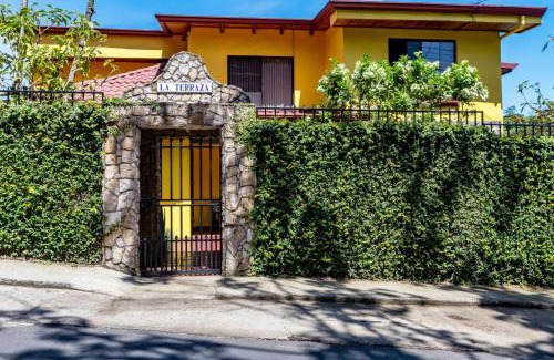 San Roque Cama Y Desayuno | La Terraza Guest House B&B