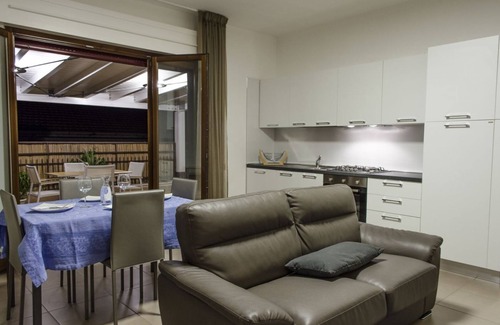 Fondi Apartamento | La terraza de los fondos