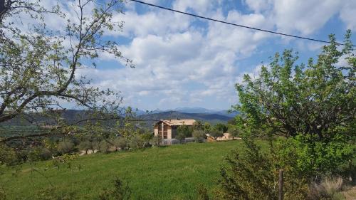 Cardona Casa | La Torre Blanca