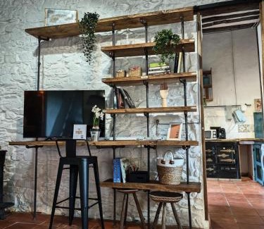 Munas Casa | La Torre Guest House