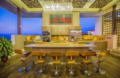 Atenas Villa | La Toscana Hills