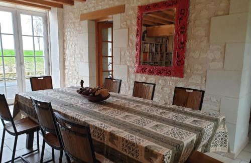 Verneuil-le-Chateau Cama Y Desayuno | La Tour du Raygnier