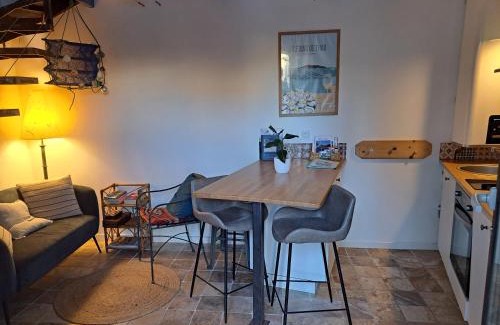 Bouzigues Casa | La Trémière, maison de village, sauna, vue garrigue