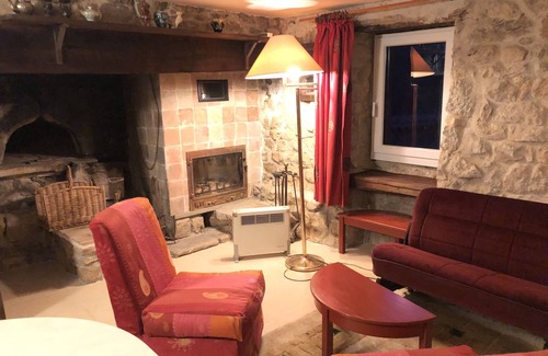 Saint-Barthelemy-Grozon Casa | La Treille Espace Intime, Dans Petit Hameau Rustique, Campagne Ardéchoise