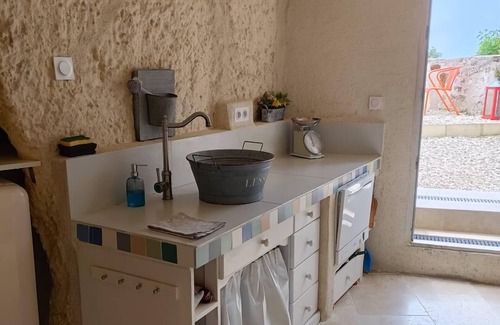 Loches Casa | La troglodyte de Monmartre