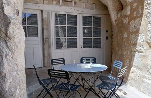 Loches Casa | La troglodyte fantastique Lochoise