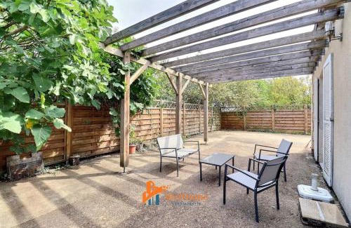 La Riche Casa | La Tuilerie - Family home