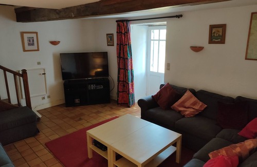 Villetoureix Otro | La Vallée - piscina privada climatizada, Spa, Sauna & Pizza Horno