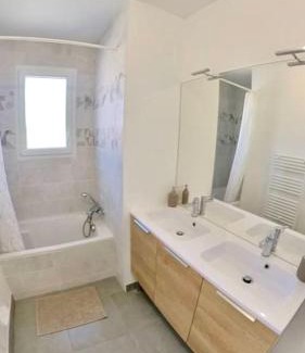 Lavaur Casa | La Vauréenne - Maison Chaleureuse avec parking