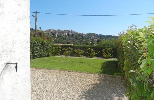 Biot Apartamento | La vie en couleurs