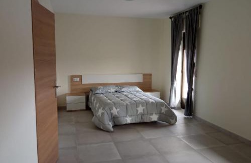 Calvarrasa de Abajo Casa | La Villa Hostal