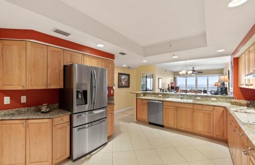 Redington Shores Apartamento | La Vistana 703