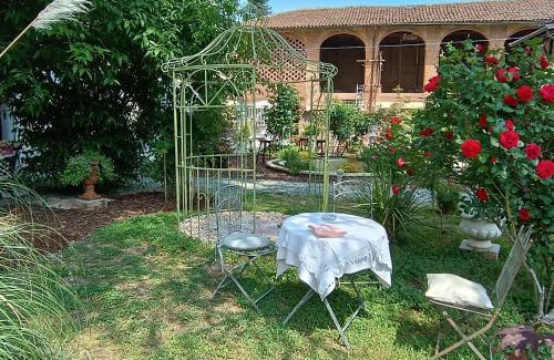 Bosco Marengo Cama Y Desayuno | Lacetoliera Residenza d'epoca