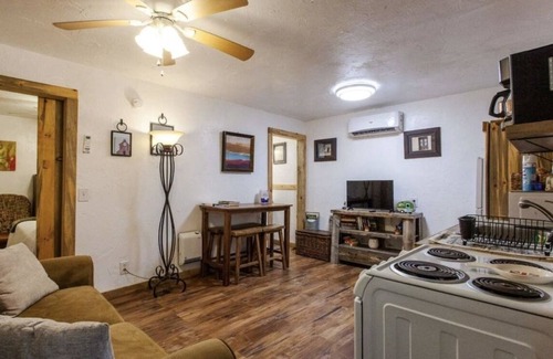 Murphy Cabina | Ladybird's Lodge - dog friendly