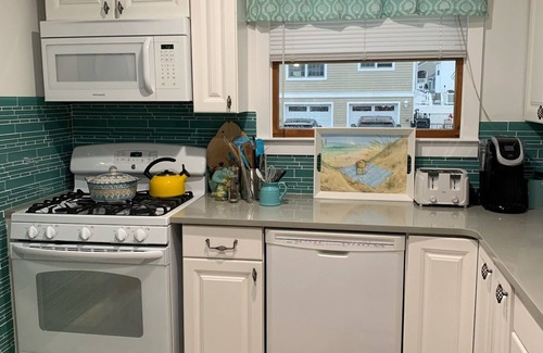 Beach Haven West Casa | Lagoon access and views . Close Restaurants and minutes from LBI