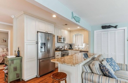 Beach Haven West Casa | Lagoon Living! 3-bedroom house with AC, WiFi in peaceful Beach Haven West