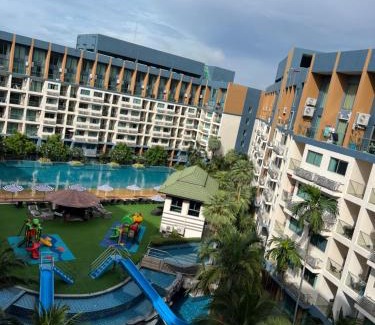 Na Kluea Hotel | Laguna beach resort 2 by Lita