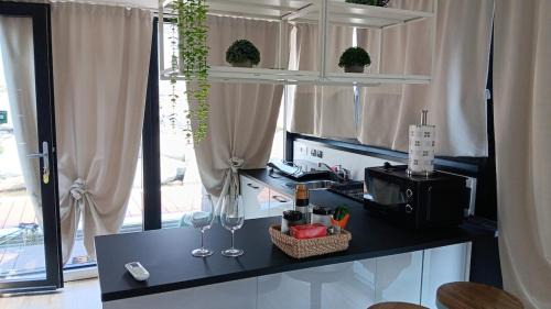 Quartiere XXIV Don Bosco Alquiler De Eote | Laguna Houseboat