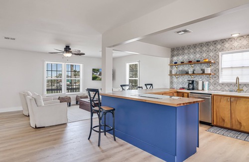 Flour Bluff Casa | LagunaVilla | Private Pier, Boat Dock | Bay Views