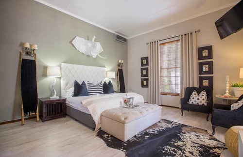 Buffalo Hills Game Reserve Casa | Lairds Lodge