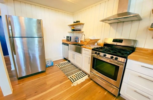 Indian Lake Casa | Lake access chalet - walk to golf and lodge too!