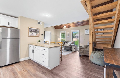 Branson Casa | Lake Access- Rustic Hickory Haven