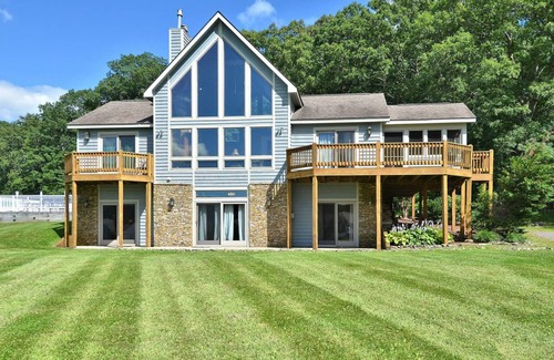 Waterfront Greens Casa | Lake Access w/ Private Outdoor Pool & LOTS of Community Amenities!