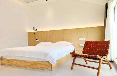 Wuzhong Cama Y Desayuno | Lake and Mountain Terrace Sunrise View King Room