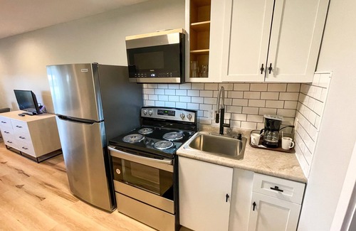 South Haven Hotel | Lake Bluff Inn and Suites