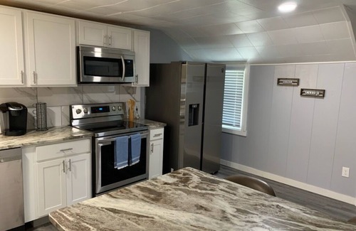 West Irondequoit Casa | Lake breeze - Blissful Lakeshore hideaway w/private beach access-great sunsets