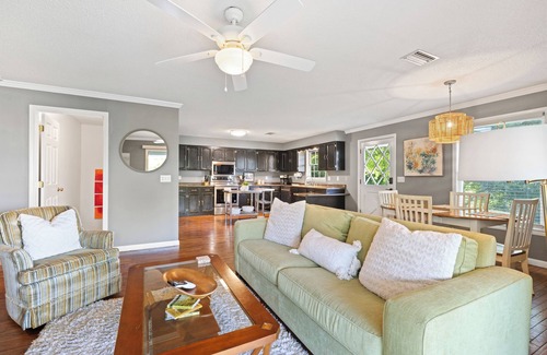 Elf Casa | Lake Breeze Cottage by Chatuge Home Concierge Lake access, fire pit, hot tub, canoe, kayak