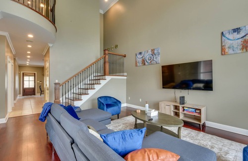 Lake Charles Casa | Lake Charles Vacation Rental w/ Private Patio!