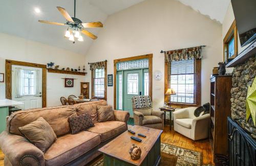 Sloans Valley Casa | Lake Cumberland Resort Cabin with Community Perks!