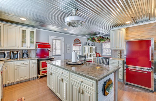 Climax Springs Cabina | Lake Days & BBQ Fun: Climax Springs Retreat!