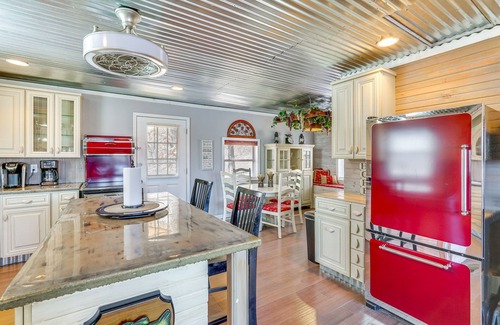 Climax Springs Cabina | Lake Days & BBQ Fun: Climax Springs Retreat!